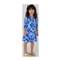 The Bubbly Dress, Cora's Flowers